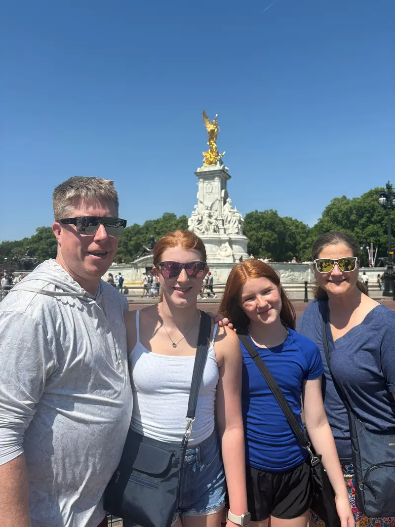 Buckingham Palace photo 2