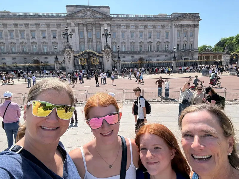 Buckingham Palace photo 4