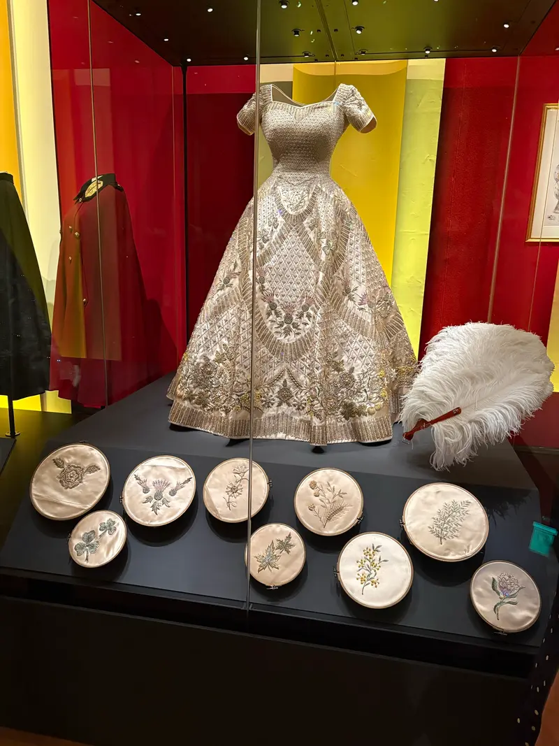 Queen's Wardrobe photo 8