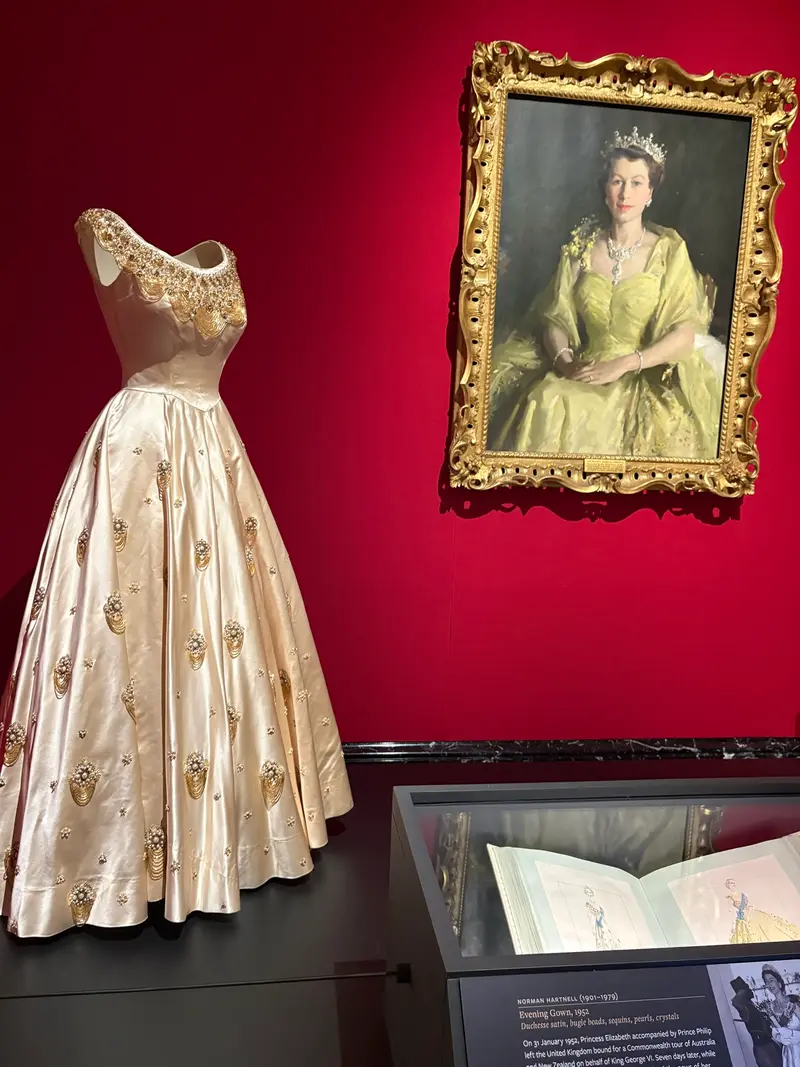 Queen's Wardrobe photo 12