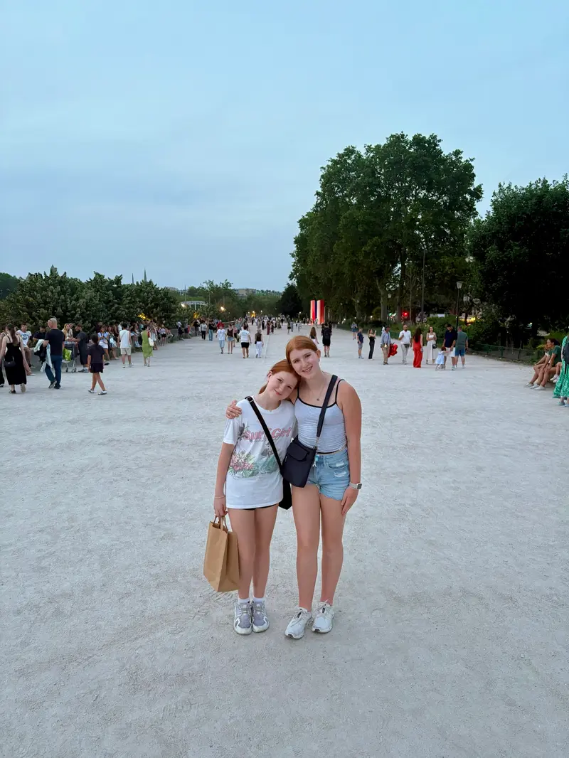 Eiffel Tower photo 8