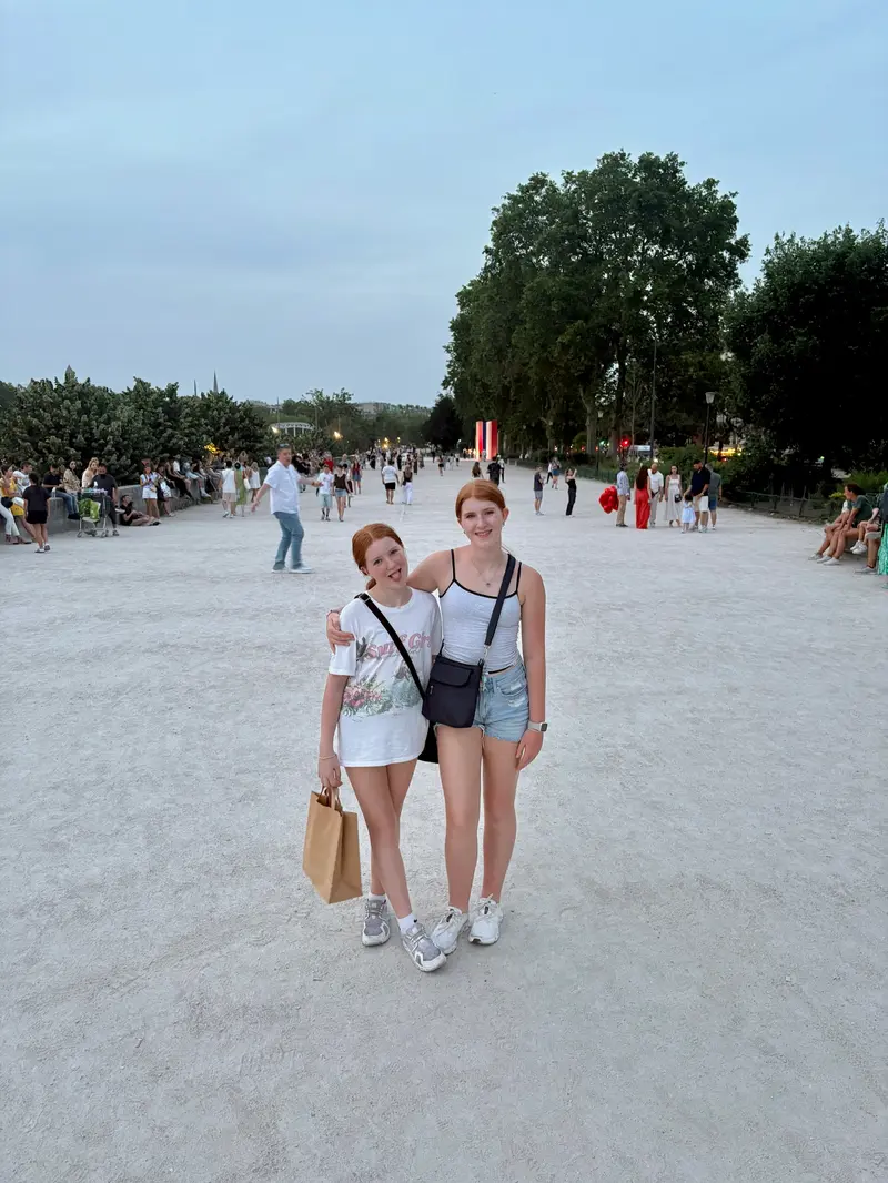 Eiffel Tower photo 9