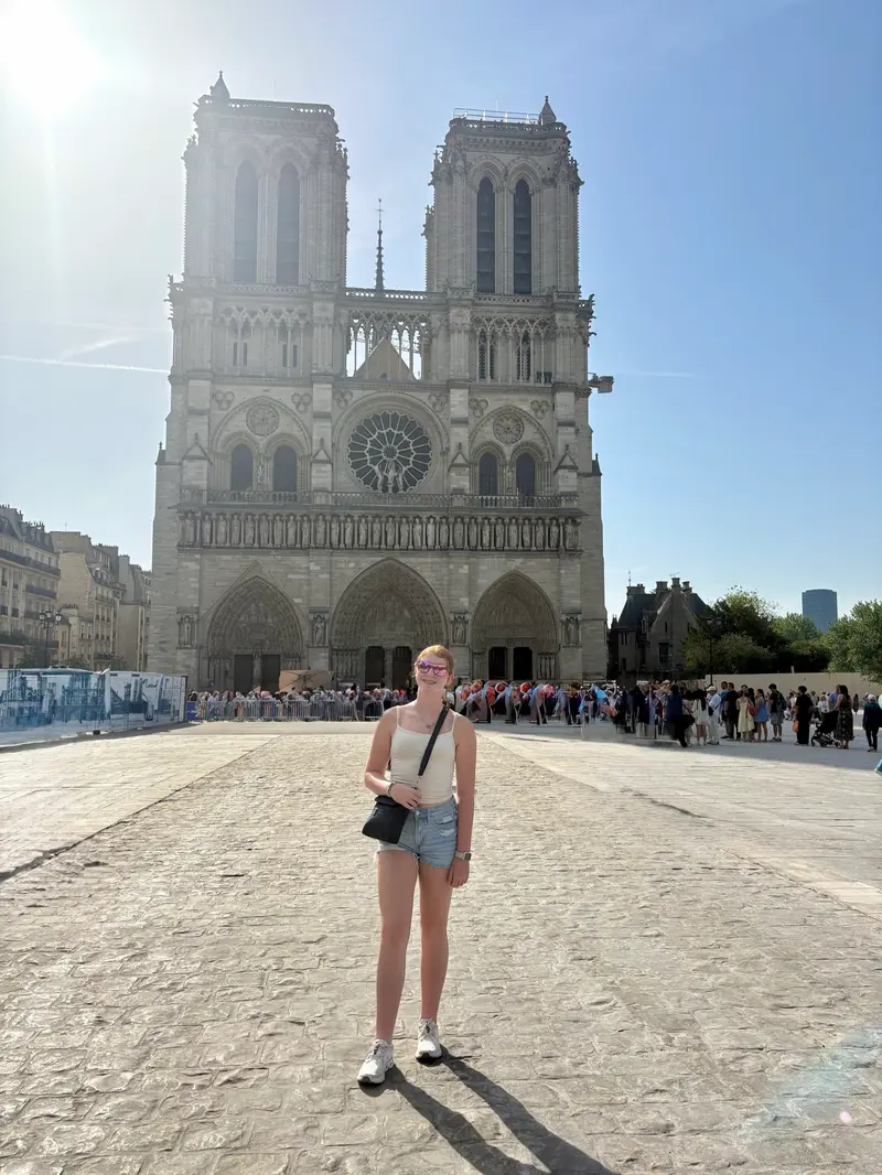 Notre Dame photo 1